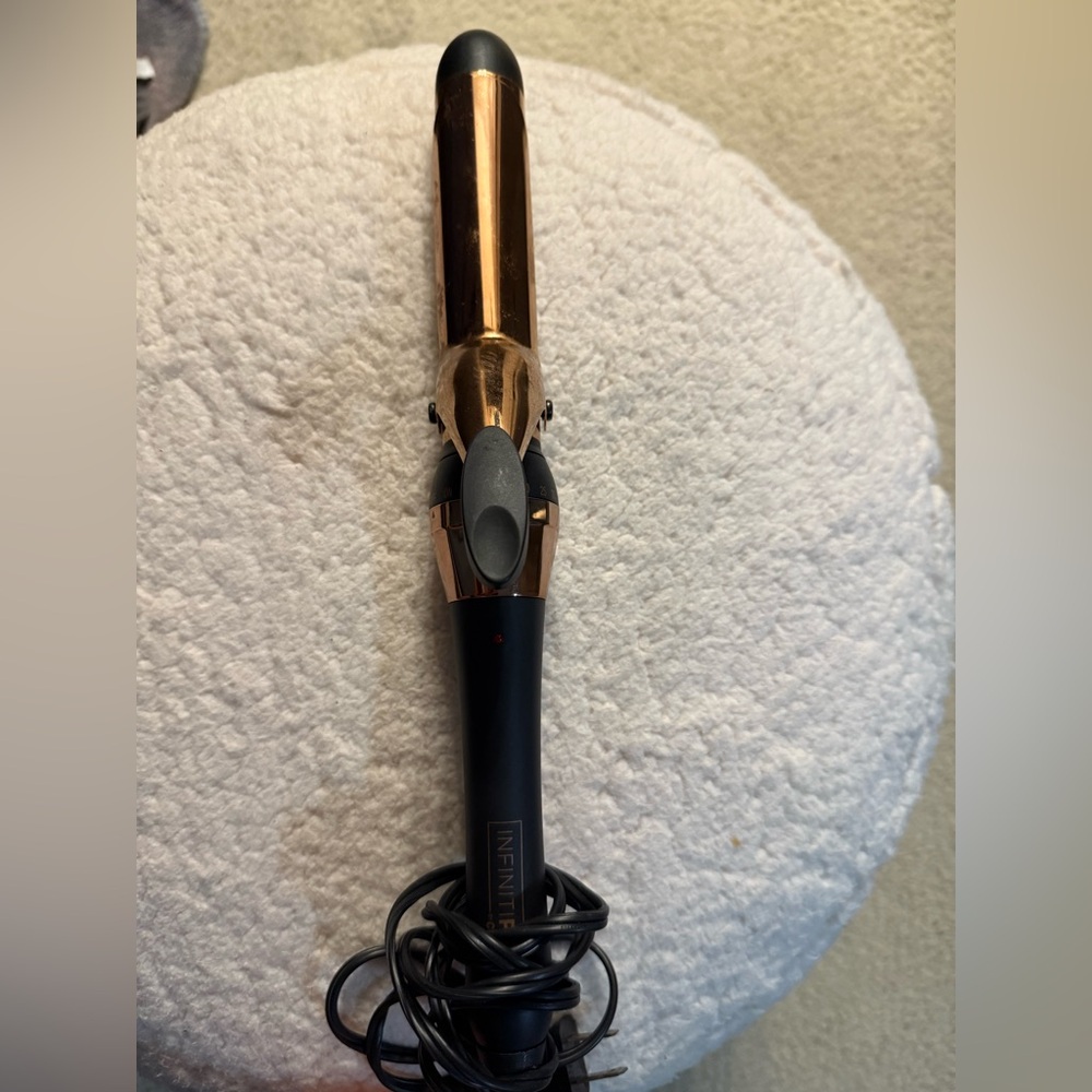 Conair Infiniti Pro Rose Gold Curling Iron